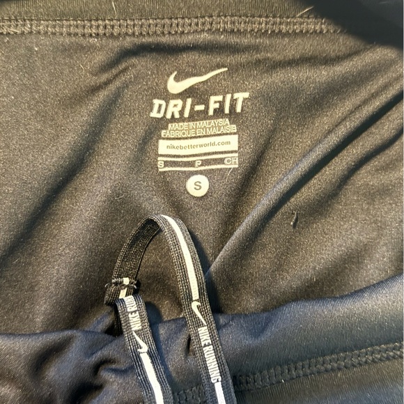 Nike Women's Black Running Shorts - Picture 4 of 5